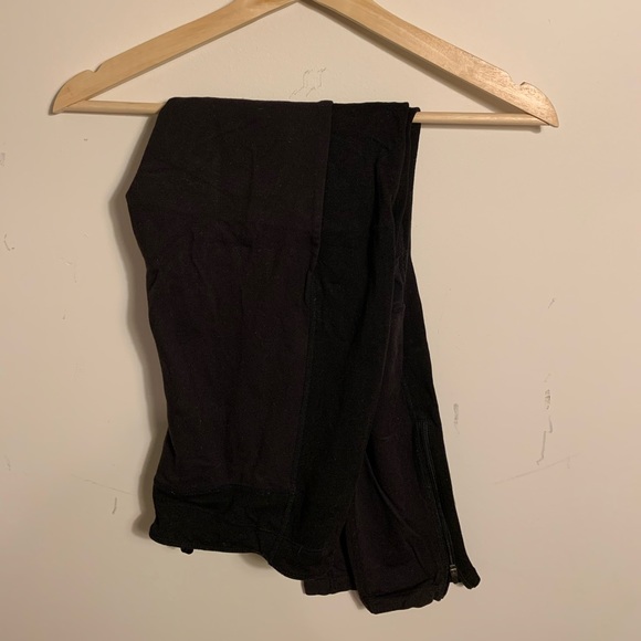 Community Leggings - Picture 1 of 1